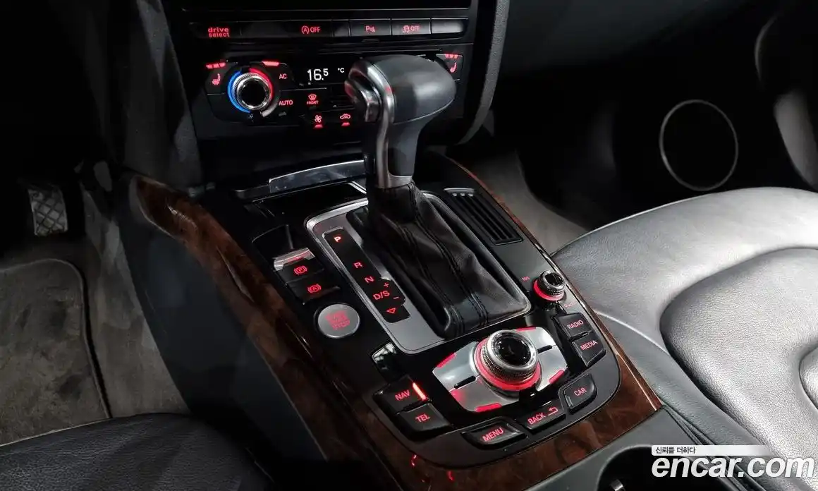 Audi A4 2013 2.0 Автомат в Москве № 163808, фото 14