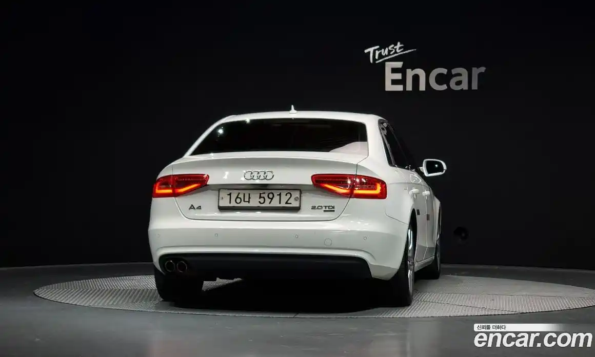 Audi A4 2013 2.0 Автомат в Москве № 163808, фото 6