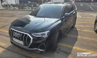 Audi Q3 2022 2.0 Автомат в Москве № 164038, миниатюра 2