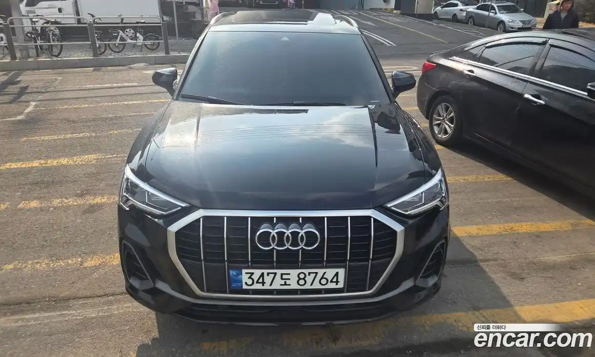 Audi Q3 2022 2.0 Автомат в Москве № 164038, фото 3