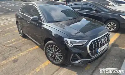 Audi Q3 2022 2.0 Автомат в Москве № 164038, миниатюра 4