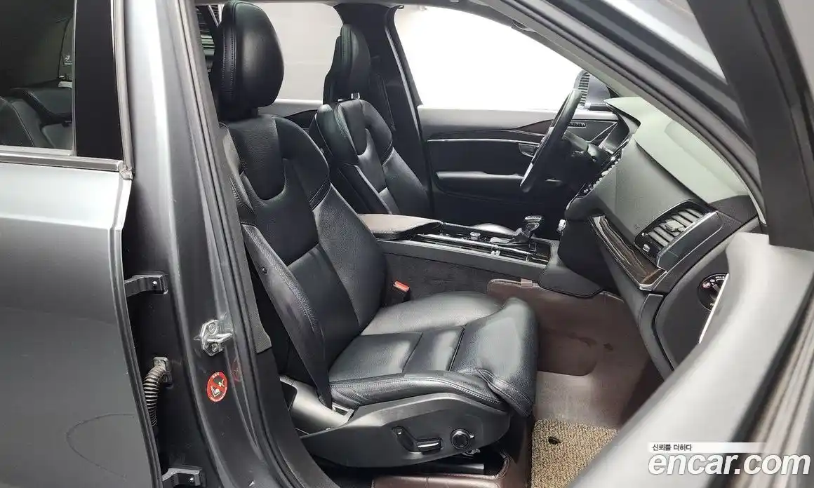 Volvo XC90 2018 2.0 Автомат в Москве № 164703, фото 18