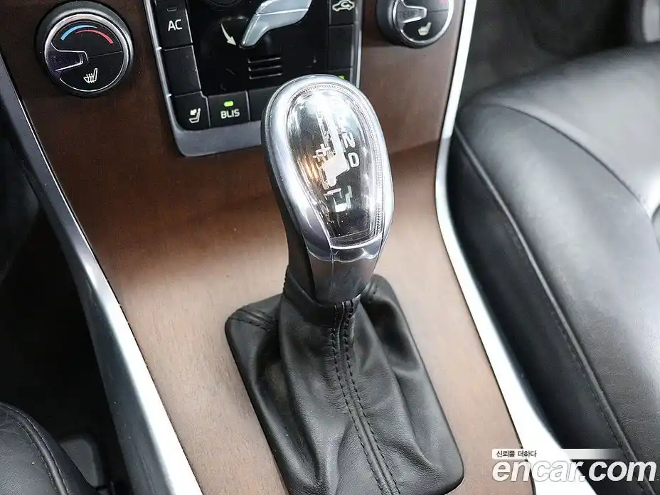 Volvo S80 2013 2.0 Автомат в Москве № 164819, фото 9