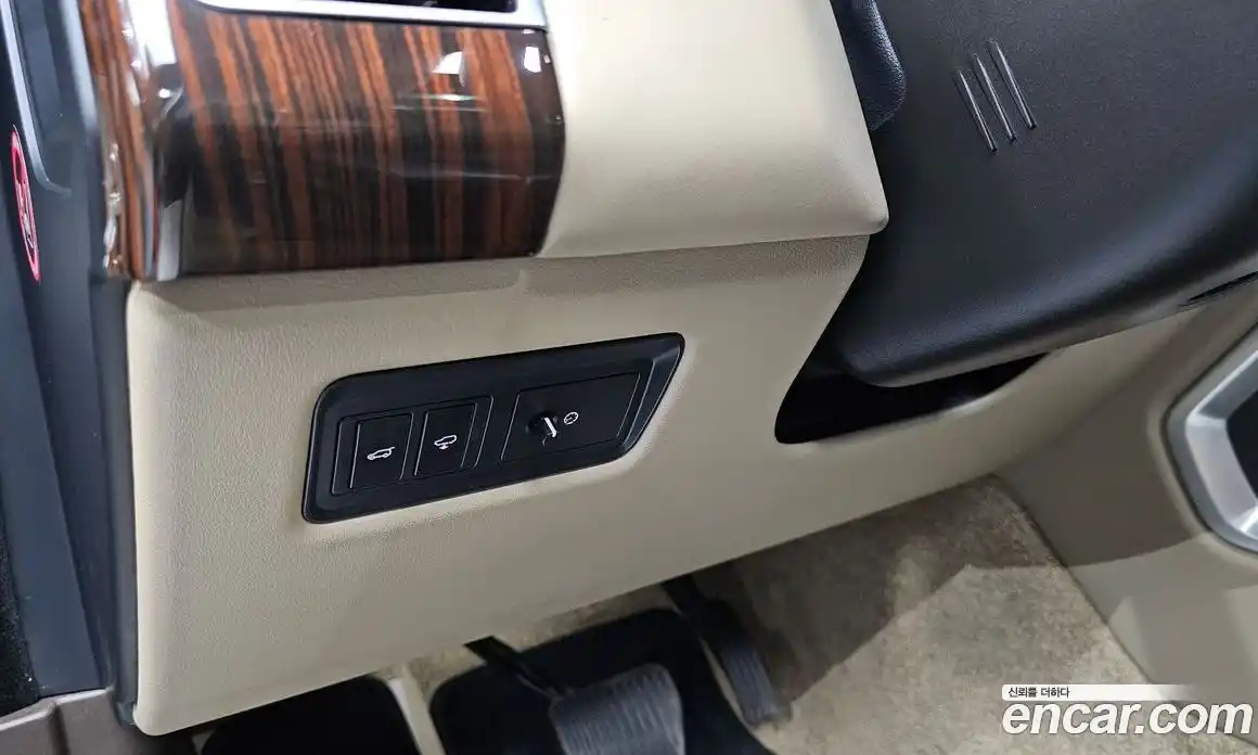 Land Rover Range-Rover 2016 4.4 Автомат в Москве № 166443, фото 18