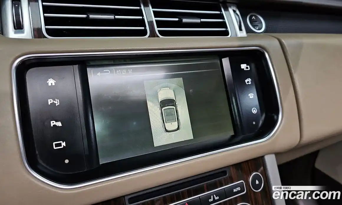 Land Rover Range-Rover 2016 4.4 Автомат в Москве № 166443, фото 19