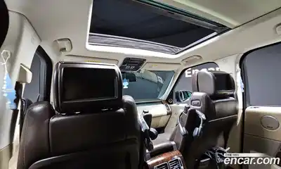 Land Rover Range-Rover 2016 4.4 Автомат в Москве № 166443, миниатюра 2