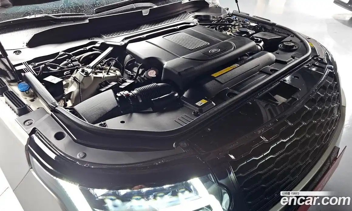 Land Rover Range-Rover 2016 4.4 Автомат в Москве № 166443, фото 6