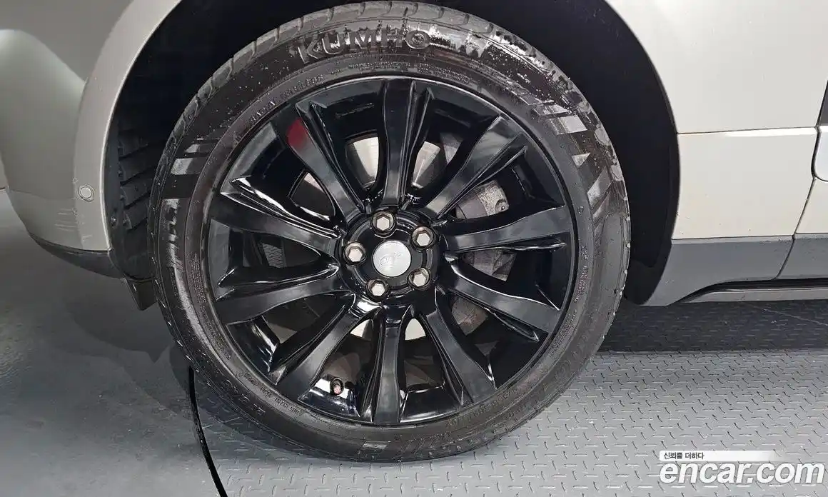 Land Rover Range-Rover 2016 4.4 Автомат в Москве № 166443, фото 7