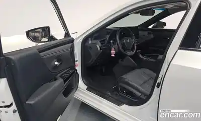 Lexus ES 2026 2.5 Автомат в Москве № 167954, миниатюра 9