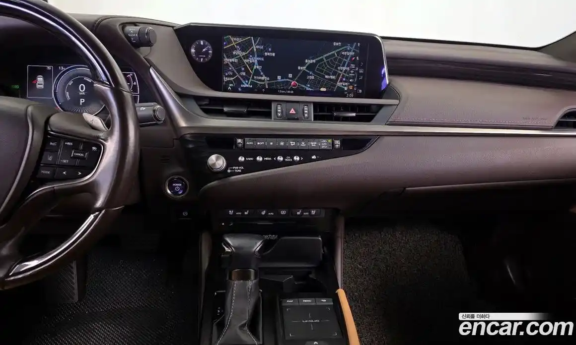 Lexus ES 2021 2.5 Автомат в Москве № 168196, фото 6