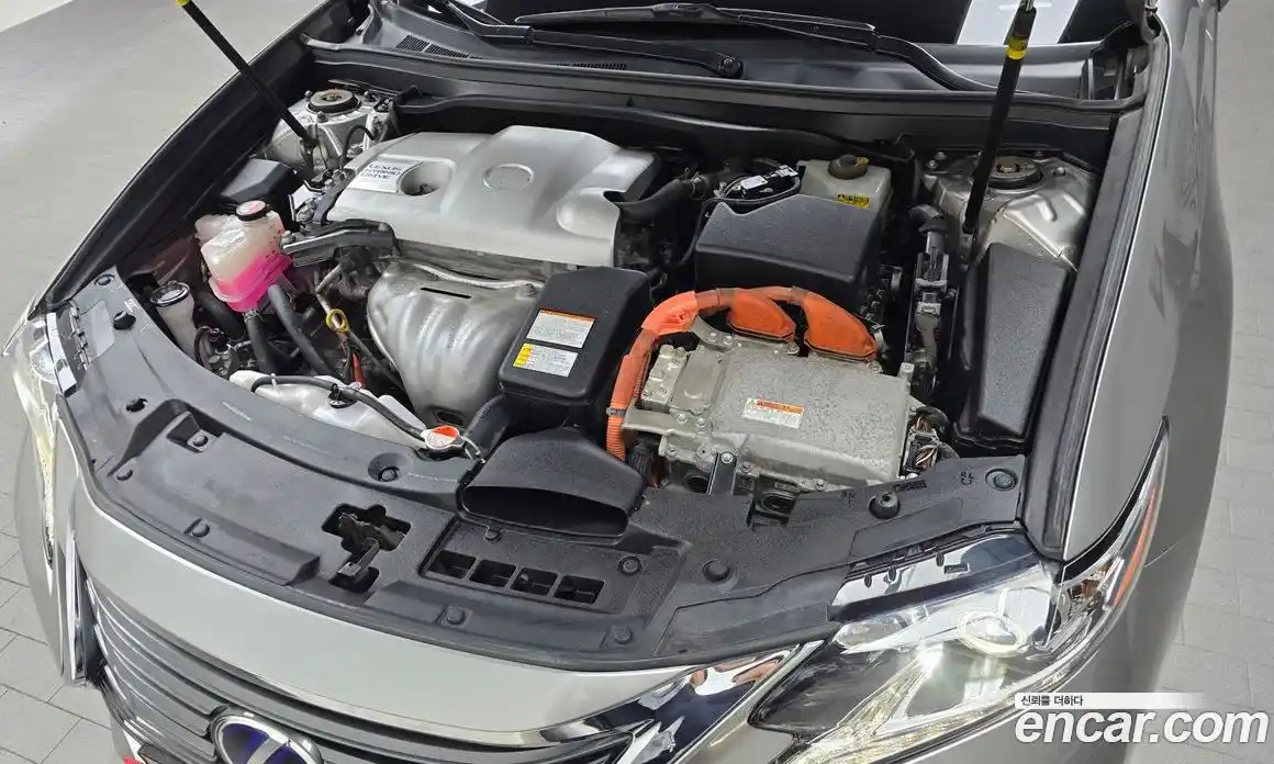 Lexus ES 2016 2.5 Автомат в Москве № 168246, фото 12