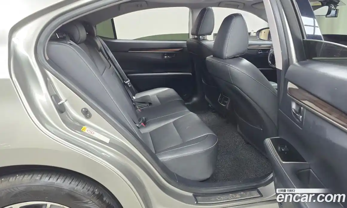 Lexus ES 2016 2.5 Автомат в Москве № 168246, фото 5