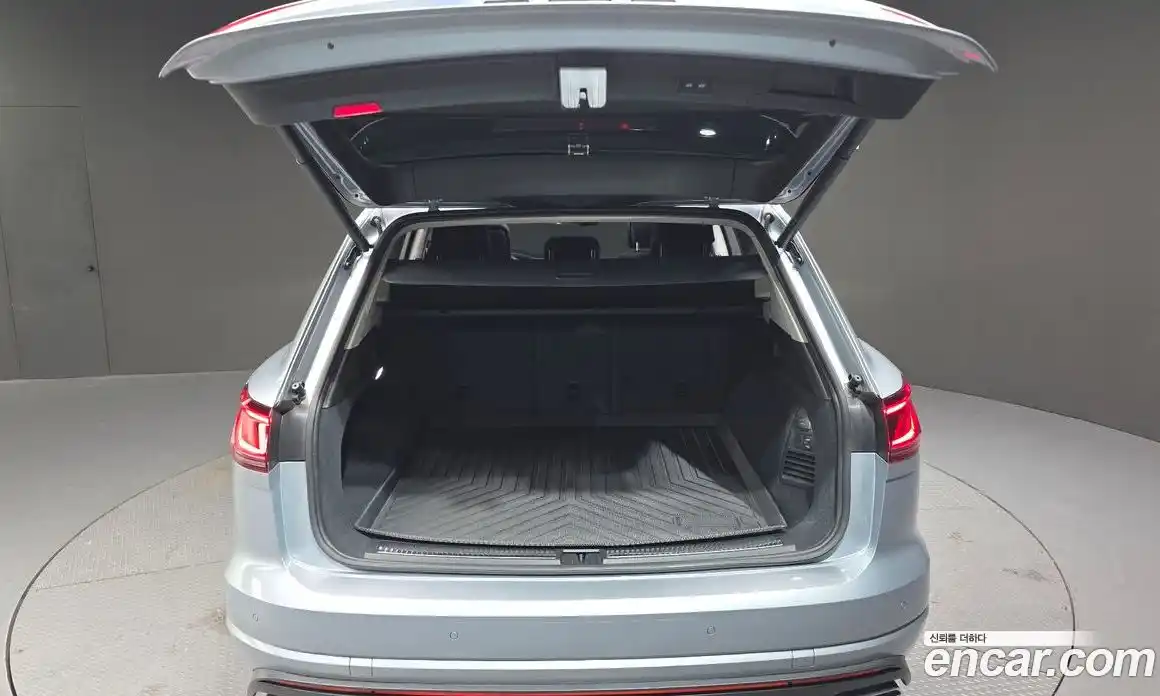 Volkswagen Touareg 2024 3.0 Автомат в Москве № 168437, фото 20