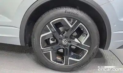 Volkswagen Touareg 2024 3.0 Автомат в Москве № 168437, миниатюра 5