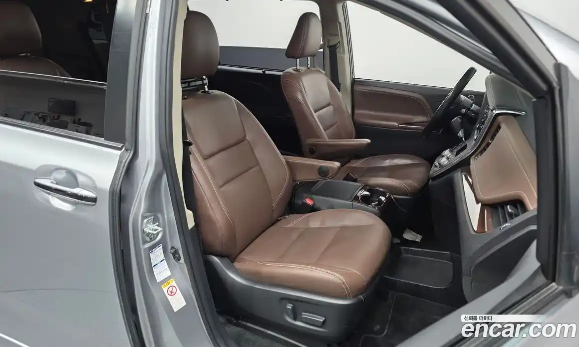 Toyota Sienna 2018 3.5 Автомат в Москве № 170235, фото 5