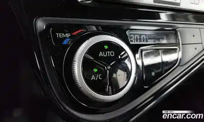 Toyota Prius 2020 1.5 Автомат в Москве № 170298, миниатюра 4