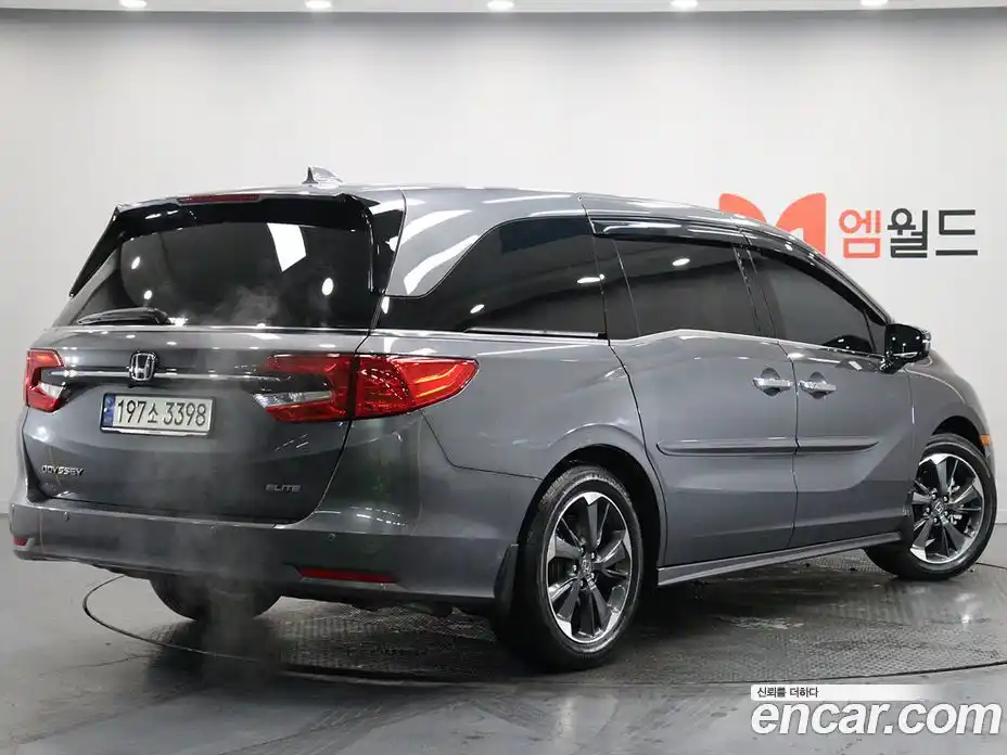 Honda Odyssey 2023 3.5 Автомат в Москве № 170697, фото 4