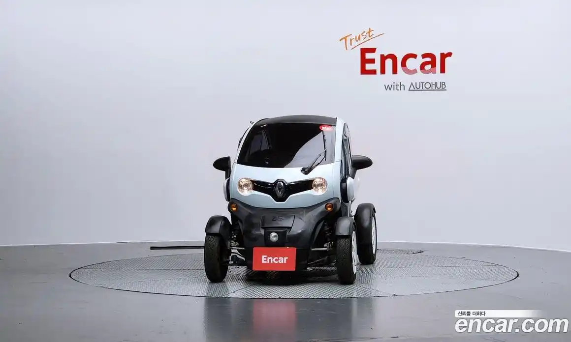 Renault Twizy 2020 0.1 Автомат в Москве № 176385, фото 16