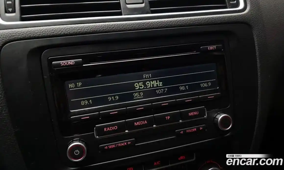 Volkswagen Jetta 2014 1.6 Автомат в Москве № 179524, фото 18