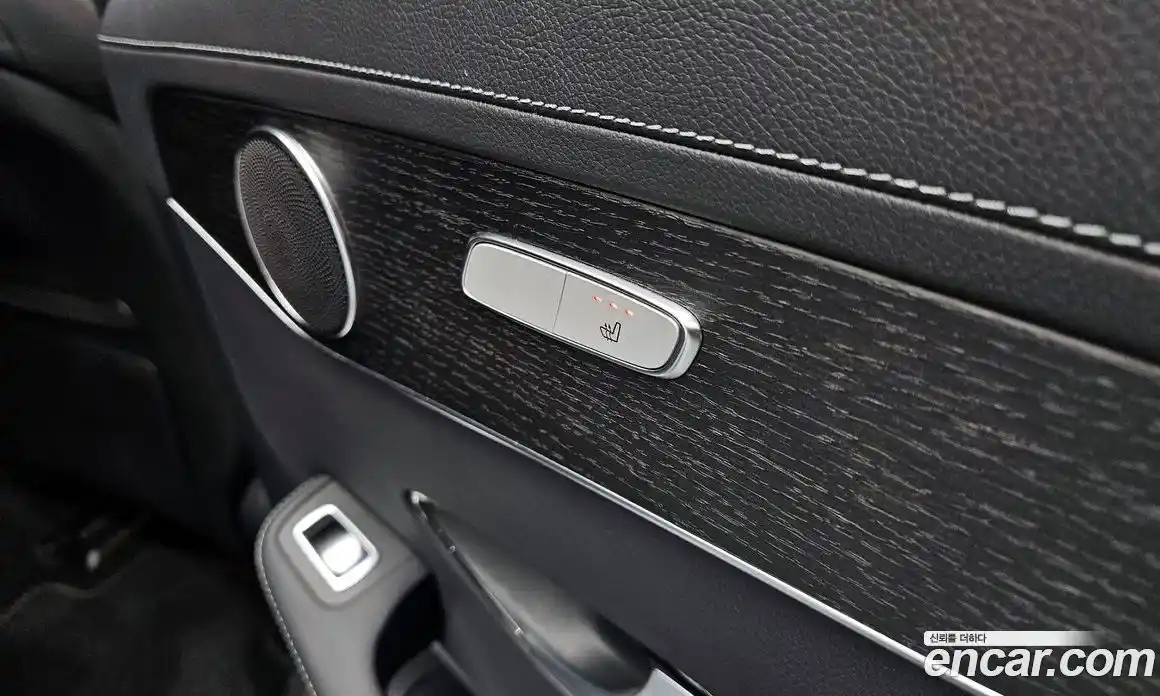 Mercedes-Benz GLC-Class 2023 2.0 Автомат в Москве № 179579, фото 15