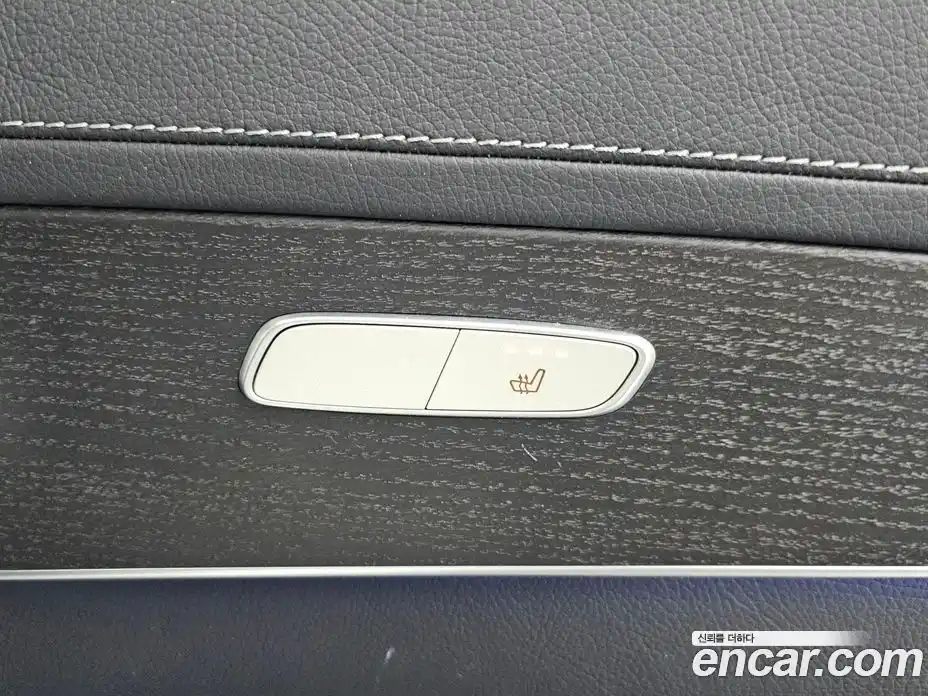 Mercedes-Benz GLC-Class 2023 2.0 Автомат в Москве № 179770, фото 16