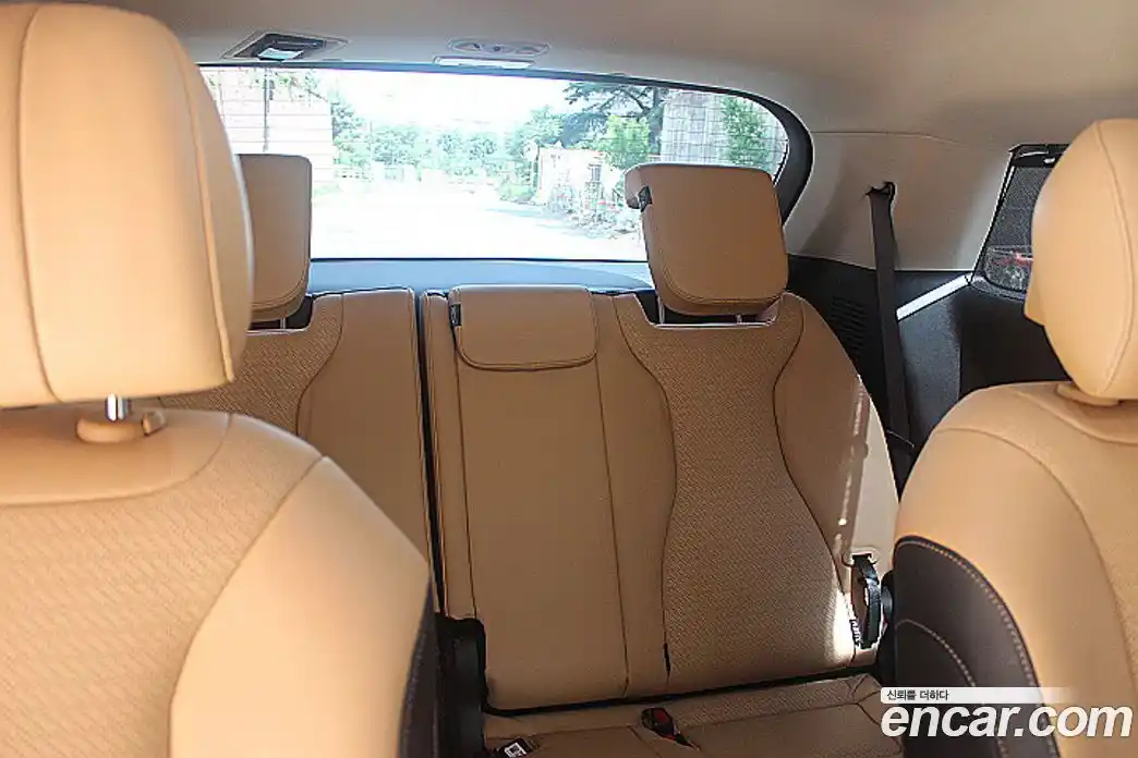 Kia Canival 2023 3.5 Автомат в Москве № 18421, фото 14