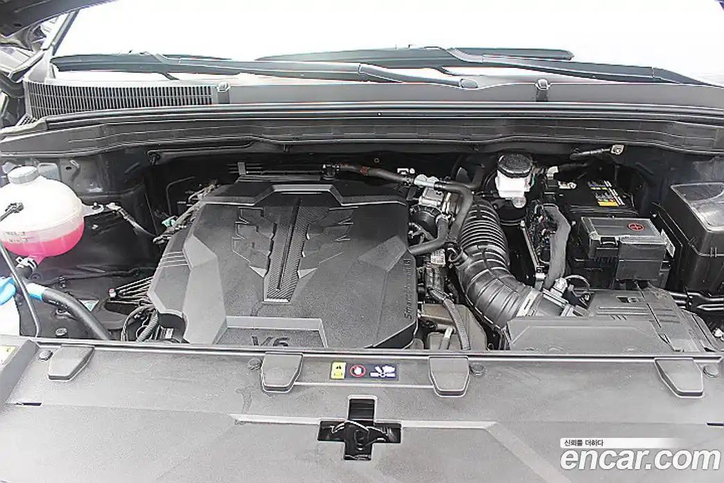 Kia Canival 2023 3.5 Автомат в Москве № 18421, фото 6