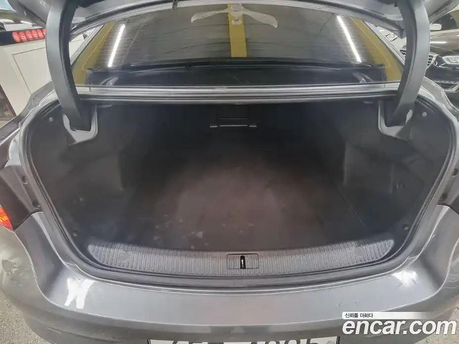 Renault SM6 2017 2.0 Автомат в Москве № 186515, фото 20