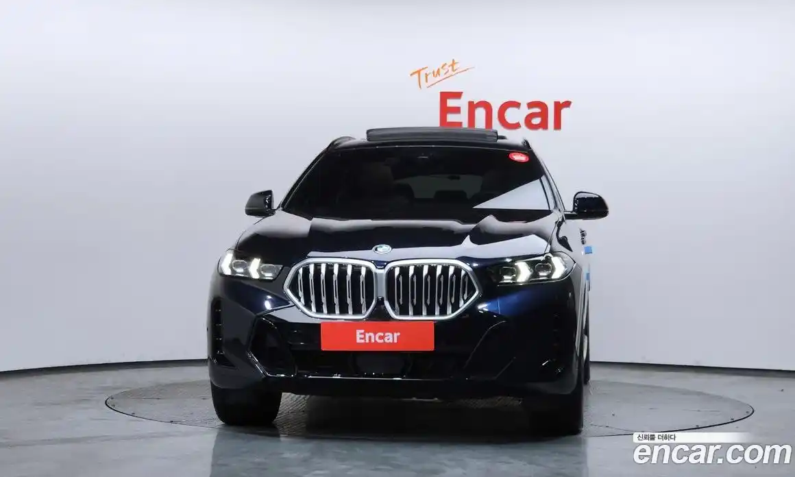 BMW X6 2024 3.0 Автомат в Москве № 187987, фото 3