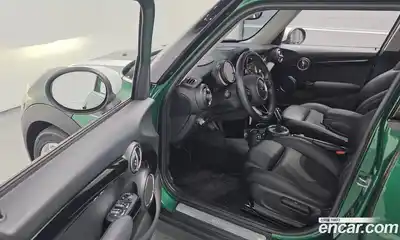 Mini Cooper 2020 1.5 Автомат в Москве № 190950, миниатюра 11