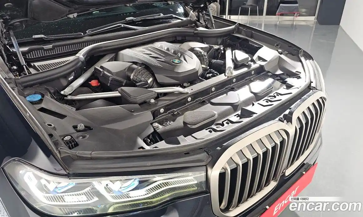 BMW X7 2021 4.4 Автомат в Москве № 192670, фото 3