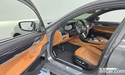 BMW 7-Series 2022 3.0 Автомат в Москве № 193045, миниатюра 2