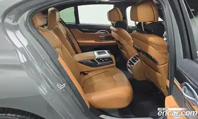 BMW 7-Series 2022 3.0 Автомат в Москве № 193045, миниатюра 7