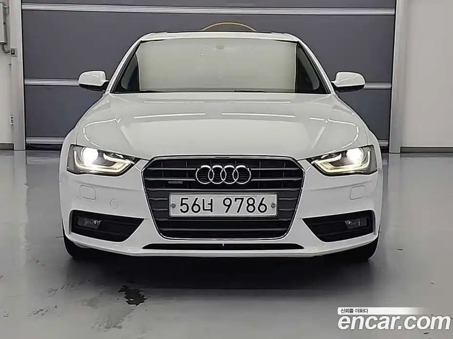 Audi A4 2014 2.0 Автомат в Москве № 193253, фото 3