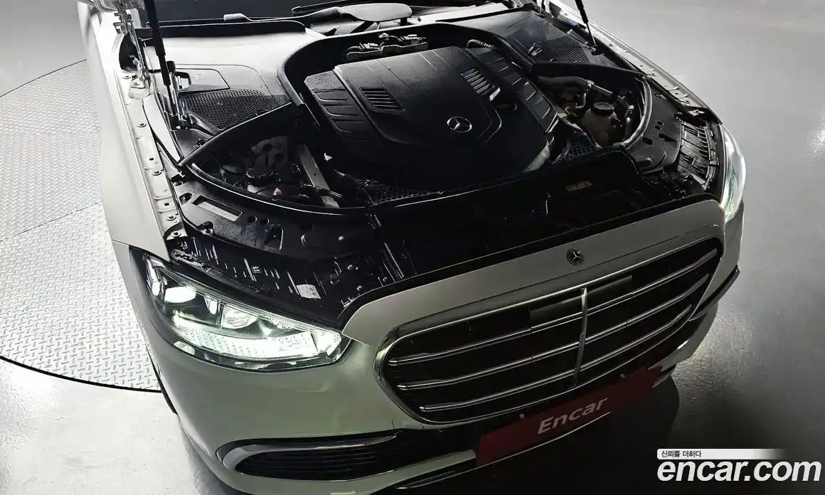 Mercedes-Benz S-Class 2024 4.0 Автомат в Москве № 193911, фото 4