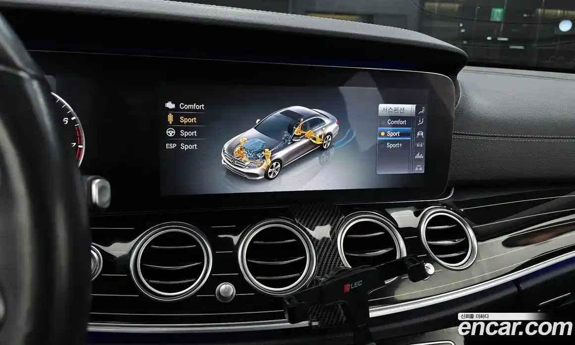 Mercedes-Benz E-Class 2020 3.0 Автомат в Москве № 194661, фото 20