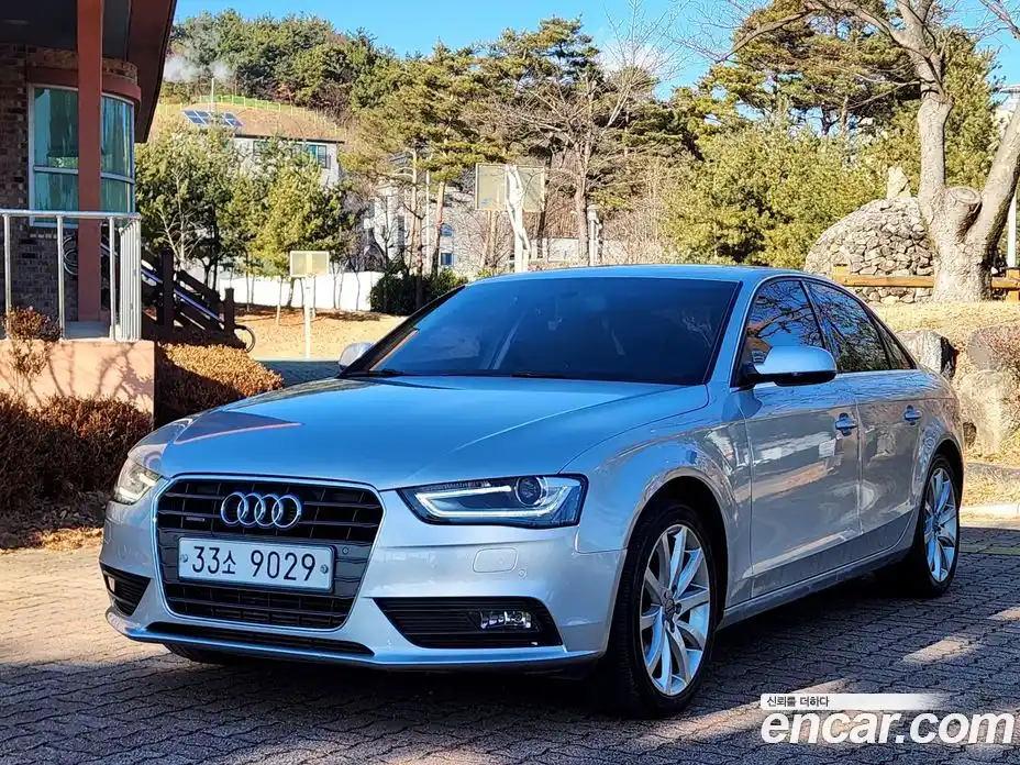 Audi A4 2014 2.0 Автомат в Москве № 196858, фото 1
