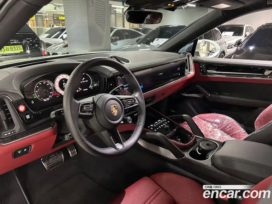 Porsche Cayenne 2024 3.0 Автомат в Москве № 197857, фото 4