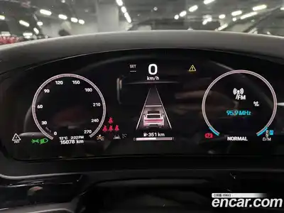 Porsche Cayenne 2024 3.0 Автомат в Москве № 197857, миниатюра 6