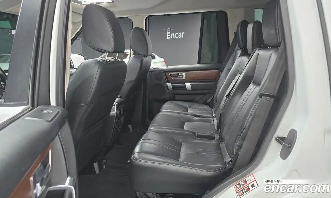 Land Rover Discovery 2016 3.0 Автомат в Москве № 198281, фото 11