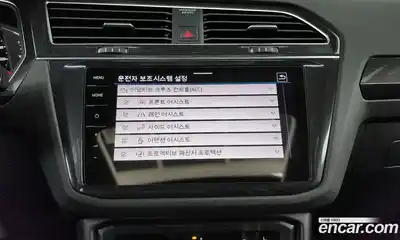 Volkswagen Tiguan 2023 2.0 Автомат в Москве № 199075, миниатюра 12