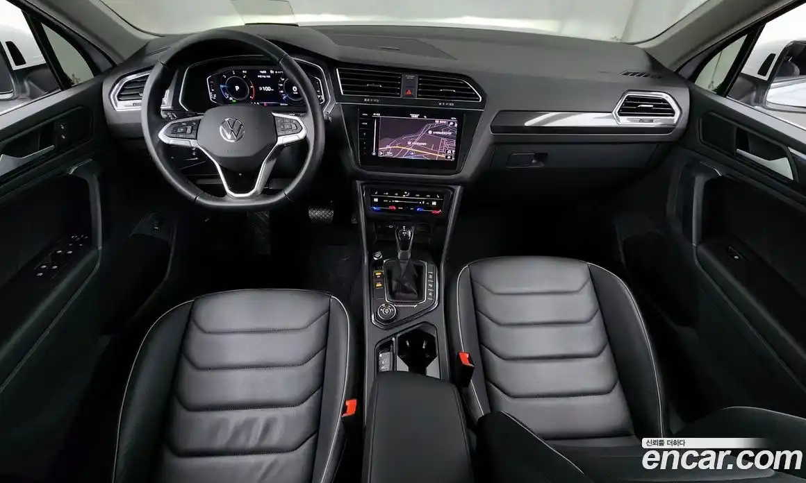 Volkswagen Tiguan 2023 2.0 Автомат в Москве № 199075, фото 7