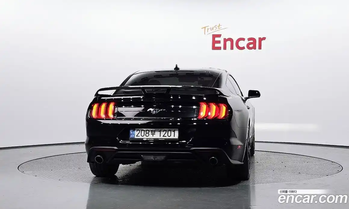 Ford Mustang 2021 2.3 Автомат в Москве № 199903, фото 11