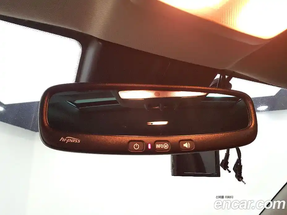 Chevrolet Trax 2013 1.4 Автомат в Москве № 202478, фото 17