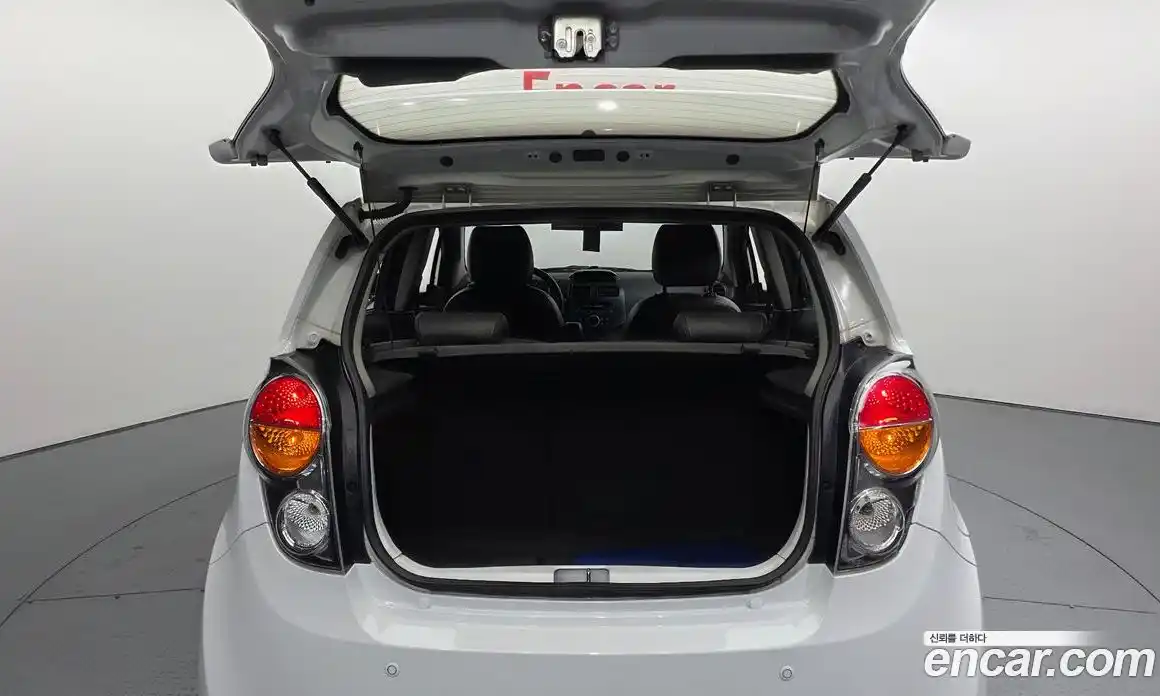 Chevrolet Spark 2012 1.0 Автомат в Москве № 20274, фото 3