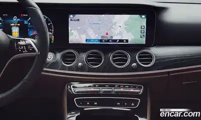 Mercedes-Benz E-Class 2023 2.0 Автомат в Москве № 204325, миниатюра 6