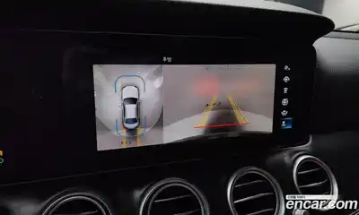 Mercedes-Benz E-Class 2023 2.0 Автомат в Москве № 204325, миниатюра 10