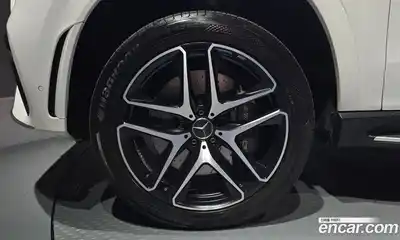 Mercedes-Benz GLE-Class 2023 3.0 Автомат в Москве № 205725, миниатюра 5