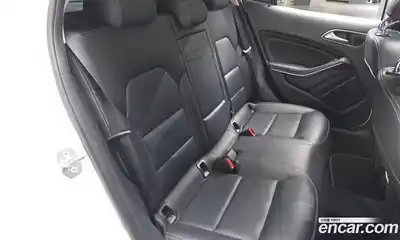 Mercedes-Benz GLA-Class 2019 2.0 Автомат в Москве № 206154, миниатюра 11