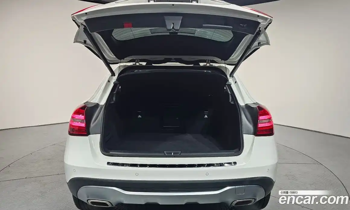 Mercedes-Benz GLA-Class 2019 2.0 Автомат в Москве № 206154, фото 7